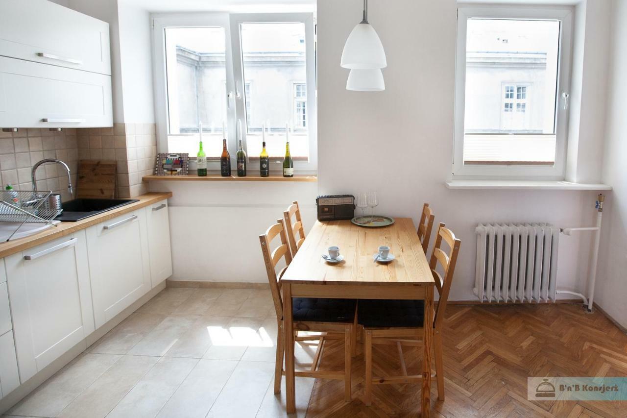 Warsaw Concierge Bracka Retro Flat Apartment Luaran gambar